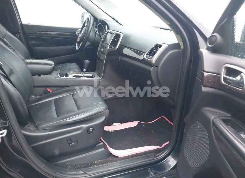 Photo 5 of 2012 Jeep Grand CHEROKEE LAREDO (VIN 1C4RJFAG5CC310859)