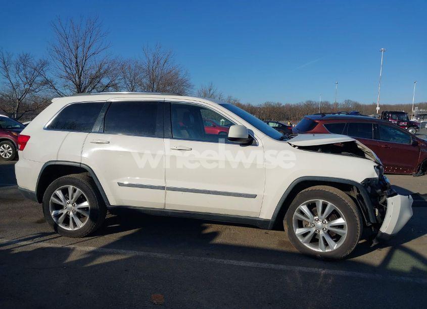 Photo 13 of 2012 Jeep Grand CHEROKEE LAREDO (VIN 1C4RJFAG5CC310893)