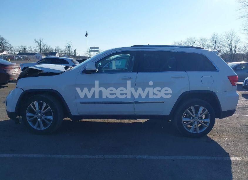 Photo 14 of 2012 Jeep Grand CHEROKEE LAREDO (VIN 1C4RJFAG5CC310893)