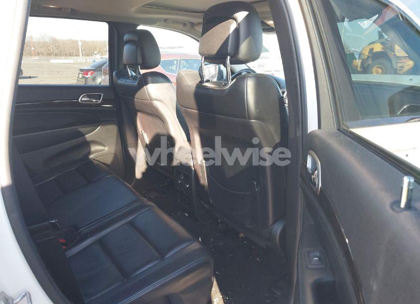 Photo 8 of 2012 Jeep Grand CHEROKEE LAREDO (VIN 1C4RJFAG5CC310893)