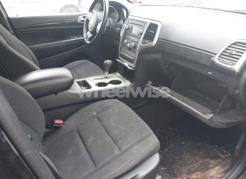 Photo 5 of 2012 Jeep Grand CHEROKEE LAREDO (VIN 1C4RJFAG5CC347667)