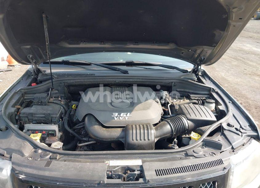 Photo 10 of 2012 Jeep Grand CHEROKEE LAREDO (VIN 1C4RJFAG5CC351475)