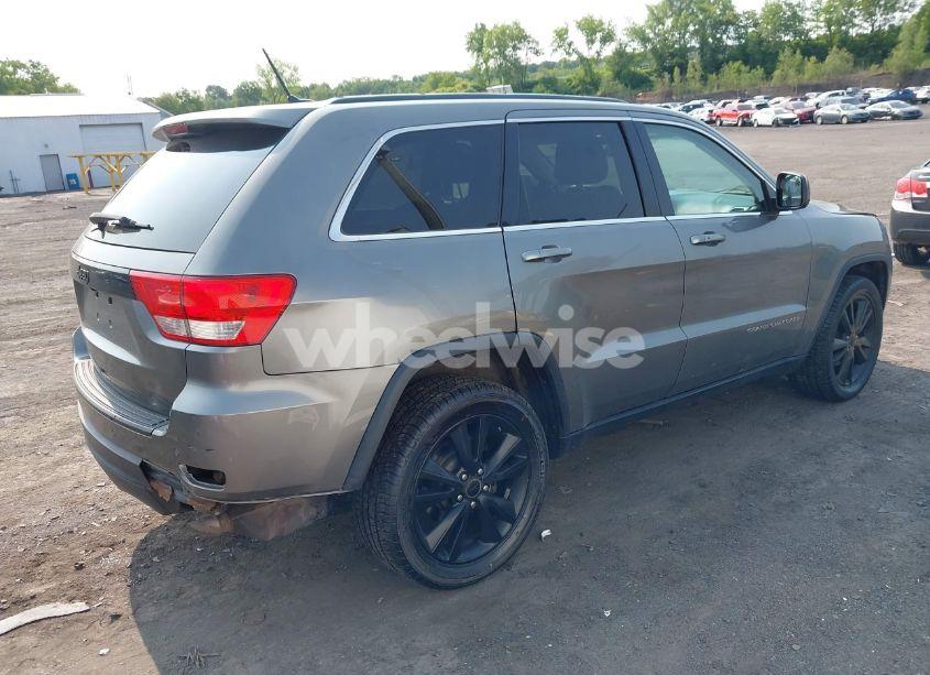 Photo 4 of 2012 Jeep Grand CHEROKEE LAREDO (VIN 1C4RJFAG5CC351475)