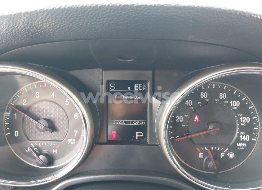 Photo 7 of 2012 Jeep Grand CHEROKEE LAREDO (VIN 1C4RJFAG5CC351475)