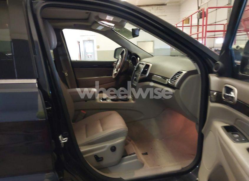 Photo 5 of 2012 Jeep Grand CHEROKEE LAREDO (VIN 1C4RJFAG5CC351539)