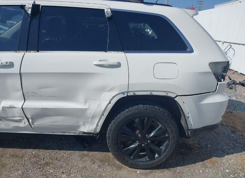 Photo 18 of 2012 Jeep Grand CHEROKEE LAREDO (VIN 1C4RJFAG5CC352304)