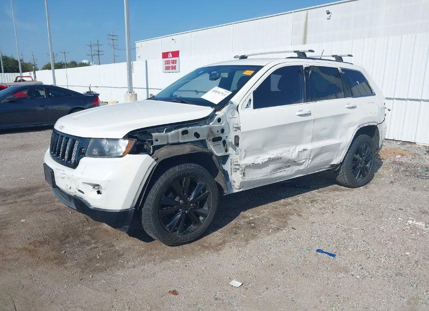Photo 2 of 2012 Jeep Grand CHEROKEE LAREDO (VIN 1C4RJFAG5CC352304)