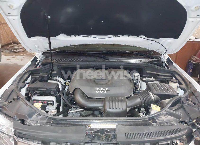 Photo 10 of 2013 Jeep Grand CHEROKEE LAREDO (VIN 1C4RJFAG5DC513008)