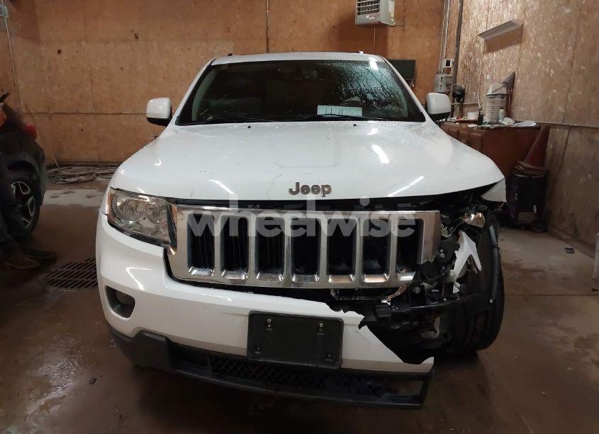 Photo 12 of 2013 Jeep Grand CHEROKEE LAREDO (VIN 1C4RJFAG5DC513008)