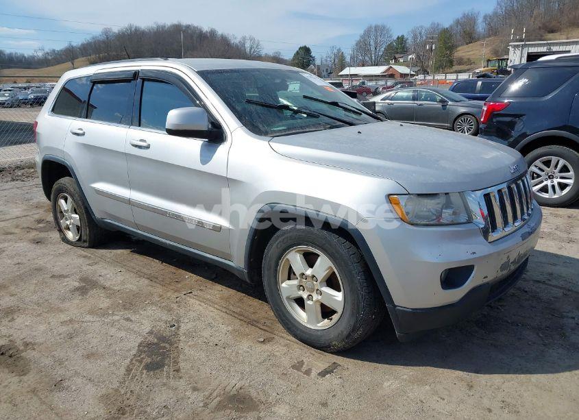 2013 Jeep Grand CHEROKEE LAREDO (VIN 1C4RJFAG5DC634685) main photo
