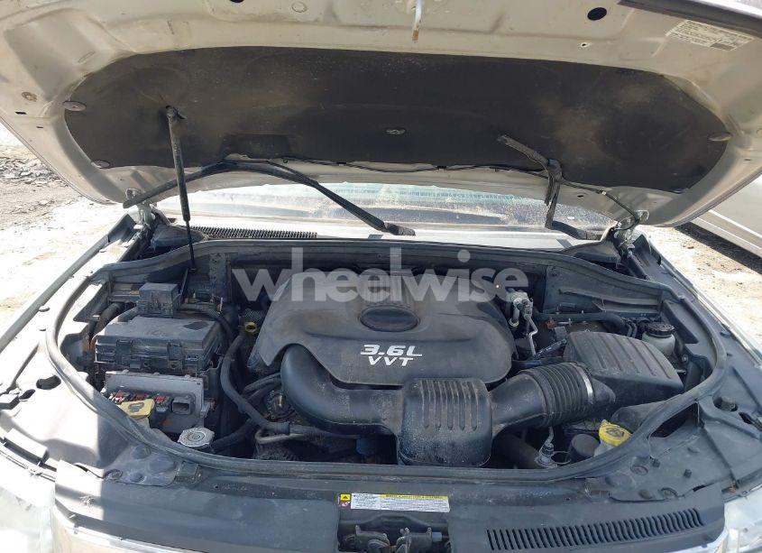 Photo 10 of 2013 Jeep Grand CHEROKEE LAREDO (VIN 1C4RJFAG5DC634685)