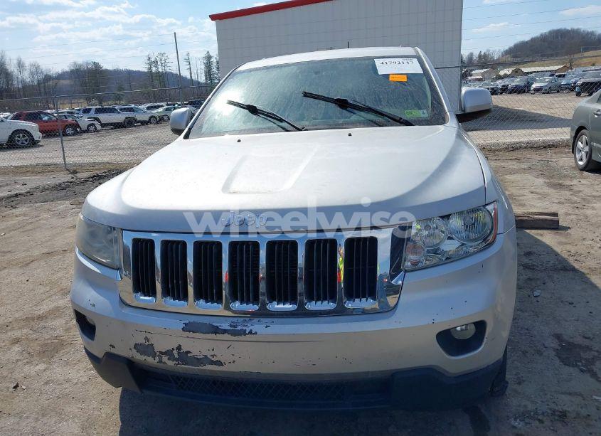 Photo 12 of 2013 Jeep Grand CHEROKEE LAREDO (VIN 1C4RJFAG5DC634685)