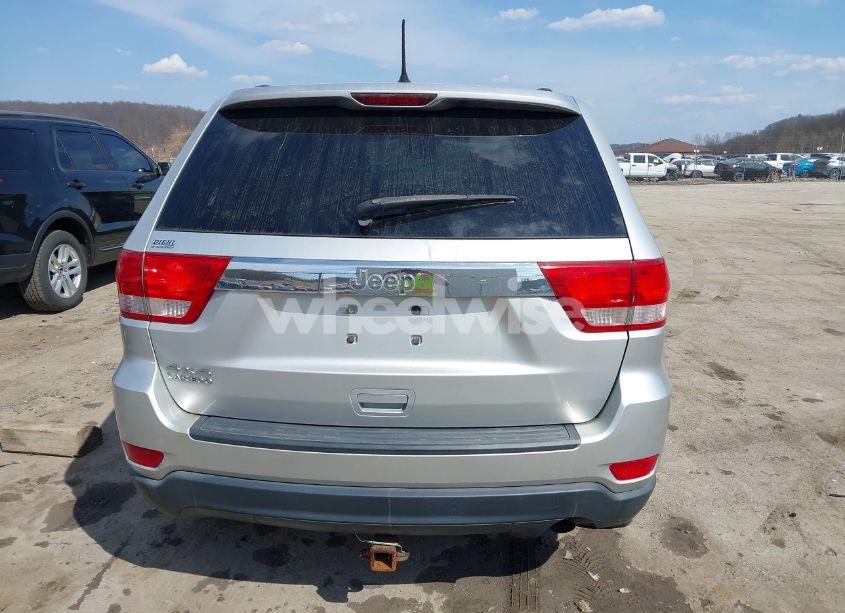 Photo 16 of 2013 Jeep Grand CHEROKEE LAREDO (VIN 1C4RJFAG5DC634685)