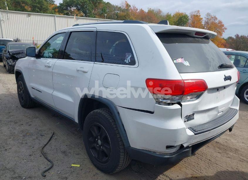 Photo 3 of 2014 Jeep Grand CHEROKEE LAREDO (VIN 1C4RJFAG5EC132986)