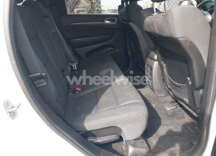 Photo 8 of 2014 Jeep Grand CHEROKEE LAREDO (VIN 1C4RJFAG5EC132986)