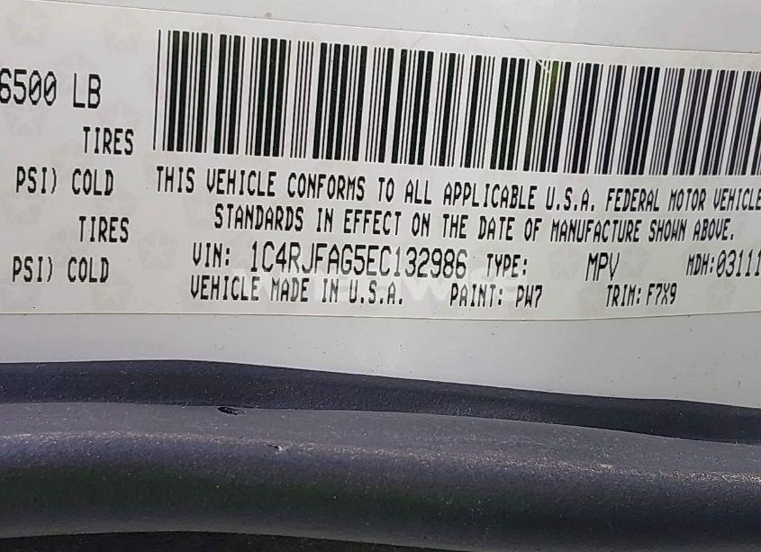 Photo 9 of 2014 Jeep Grand CHEROKEE LAREDO (VIN 1C4RJFAG5EC132986)