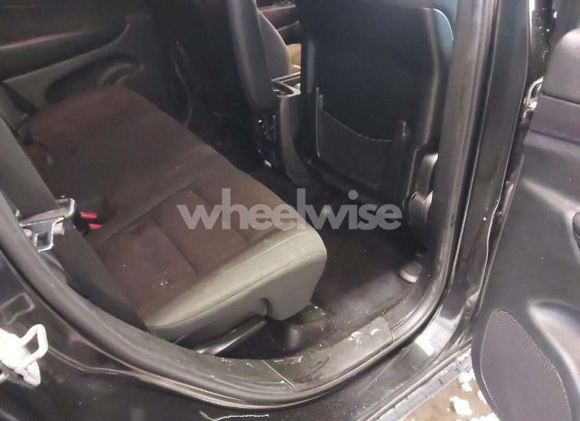 Photo 8 of 2014 Jeep Grand CHEROKEE LAREDO (VIN 1C4RJFAG5EC172789)