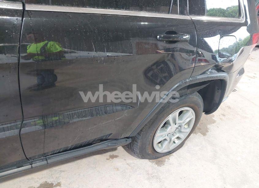 Photo 6 of 2014 Jeep Grand CHEROKEE LAREDO (VIN 1C4RJFAG5EC224907)