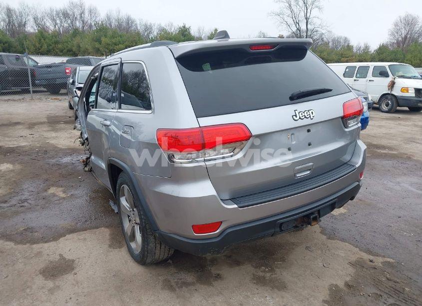 Photo 3 of 2014 Jeep Grand CHEROKEE LAREDO (VIN 1C4RJFAG5EC262413)