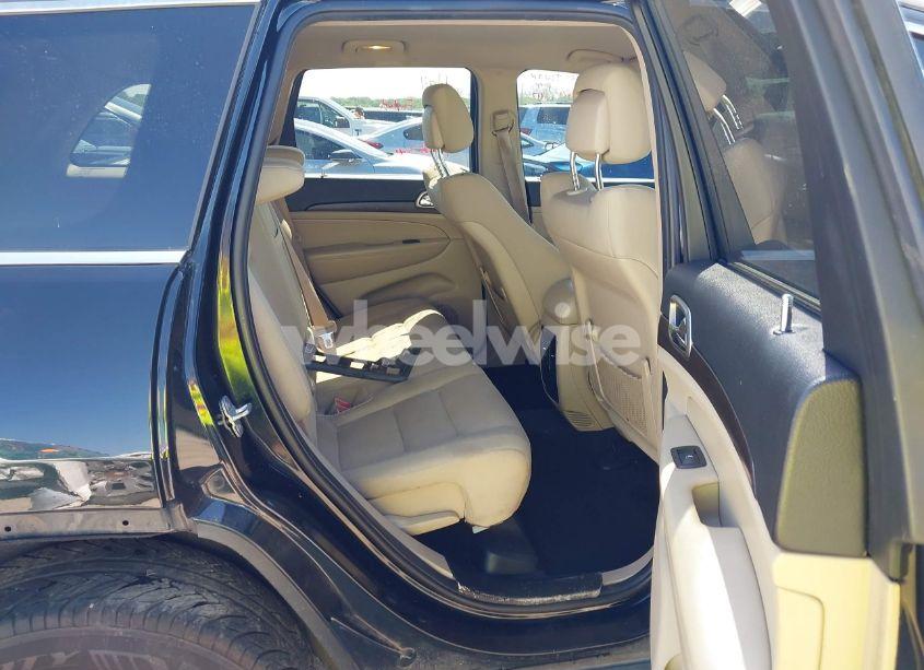 Photo 8 of 2014 Jeep Grand CHEROKEE LAREDO (VIN 1C4RJFAG5EC270060)