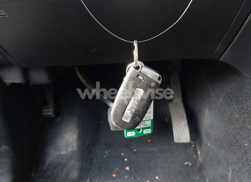 Photo 11 of 2014 Jeep Grand CHEROKEE LAREDO (VIN 1C4RJFAG5EC408079)