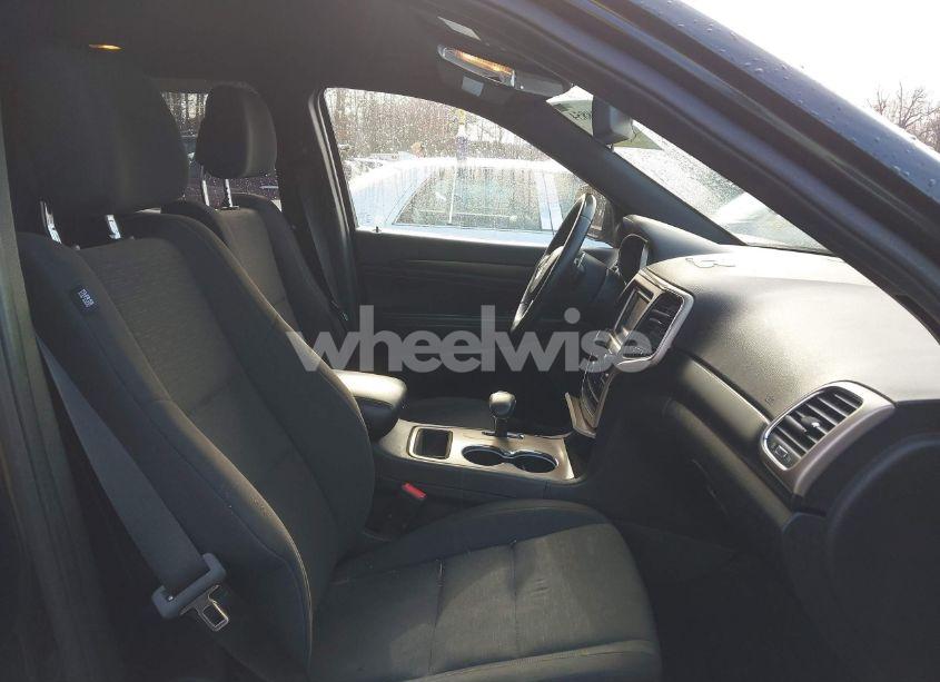 Photo 5 of 2014 Jeep Grand CHEROKEE LAREDO (VIN 1C4RJFAG5EC408079)