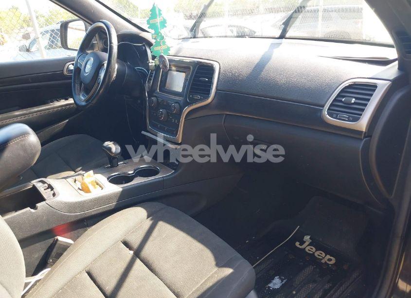 Photo 5 of 2014 Jeep Grand CHEROKEE LAREDO (VIN 1C4RJFAG5EC439901)