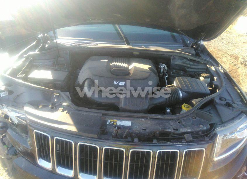 Photo 10 of 2015 Jeep Grand CHEROKEE LAREDO (VIN 1C4RJFAG5FC677068)