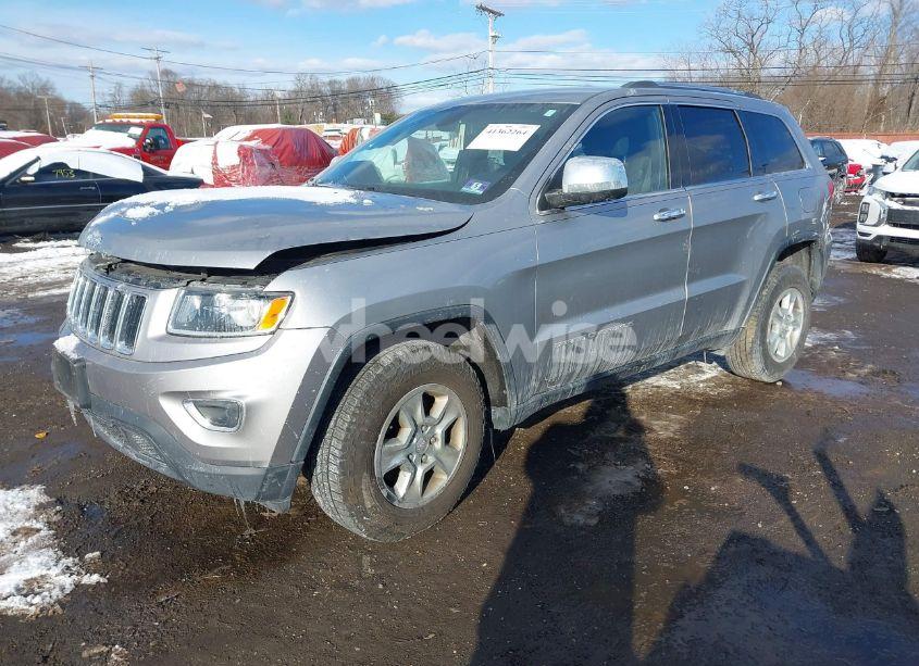 Photo 2 of 2015 Jeep Grand CHEROKEE LAREDO (VIN 1C4RJFAG5FC871177)