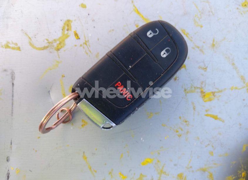 Photo 11 of 2015 Jeep Grand CHEROKEE LAREDO (VIN 1C4RJFAG5FC903030)