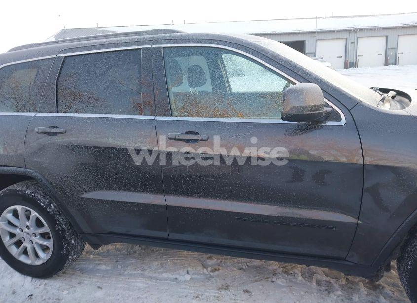 Photo 13 of 2015 Jeep Grand CHEROKEE LAREDO (VIN 1C4RJFAG5FC903030)