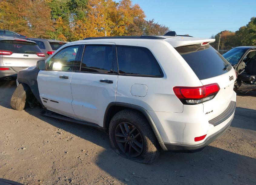 Photo 3 of 2016 Jeep Grand CHEROKEE 75TH ANNIVERSARY (VIN 1C4RJFAG5GC404830)