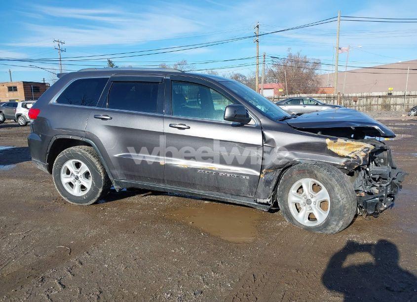 Photo 13 of 2017 Jeep Grand CHEROKEE LAREDO (VIN 1C4RJFAG5HC836402)