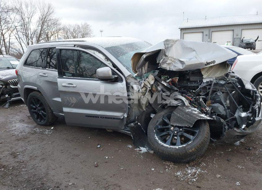 2018 Jeep Grand CHEROKEE ALTITUDE 4X4 (VIN 1C4RJFAG5JC113221) main photo