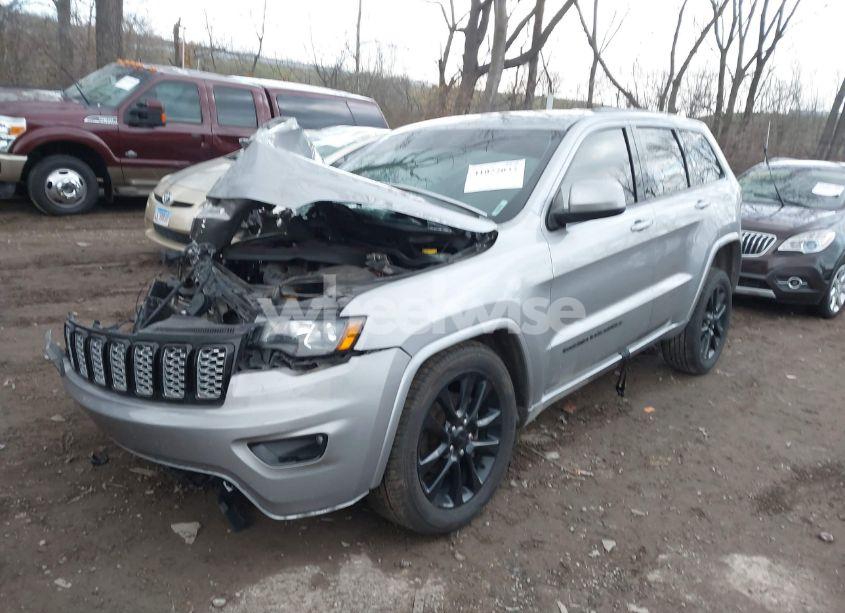 Photo 2 of 2018 Jeep Grand CHEROKEE ALTITUDE 4X4 (VIN 1C4RJFAG5JC113221)