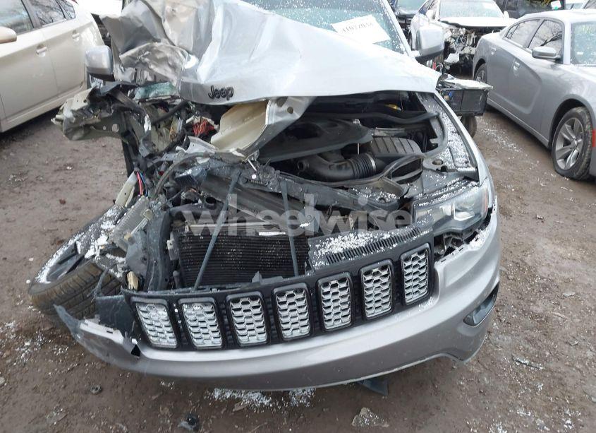 Photo 6 of 2018 Jeep Grand CHEROKEE ALTITUDE 4X4 (VIN 1C4RJFAG5JC113221)