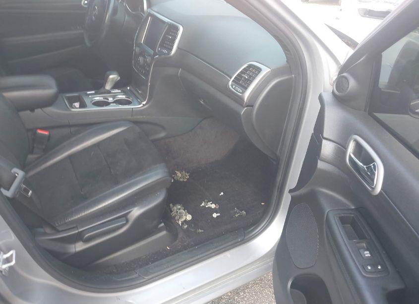 Photo 5 of 2018 Jeep Grand CHEROKEE ALTITUDE 4X4 (VIN 1C4RJFAG5JC206546)