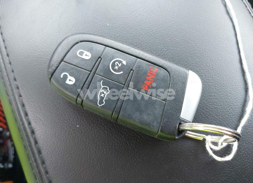 Photo 11 of 2018 Jeep Grand CHEROKEE LAREDO E 4X4 (VIN 1C4RJFAG5JC377345)