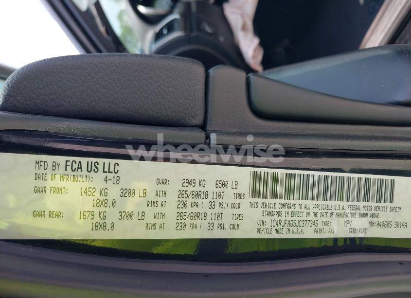 Photo 9 of 2018 Jeep Grand CHEROKEE LAREDO E 4X4 (VIN 1C4RJFAG5JC377345)