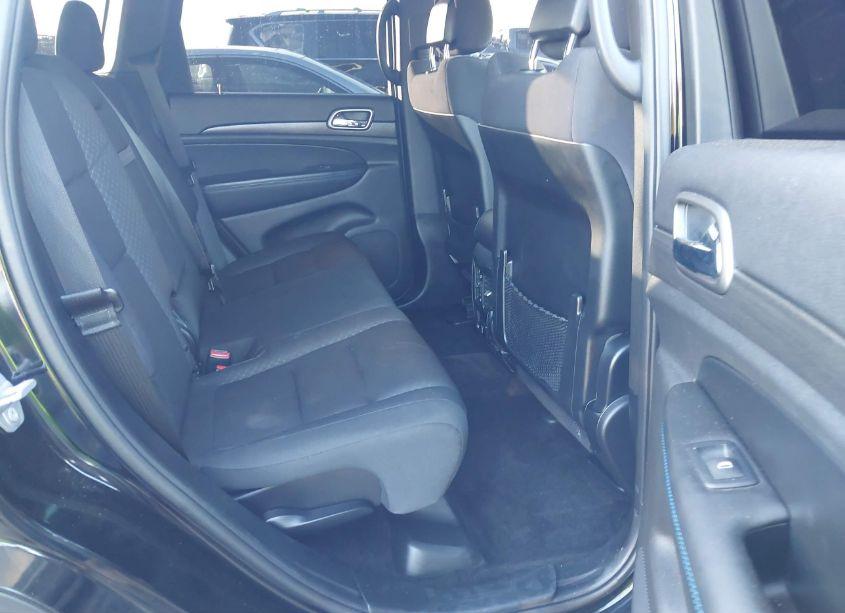 Photo 8 of 2018 Jeep Grand CHEROKEE UPLAND 4X4 (VIN 1C4RJFAG5JC383615)