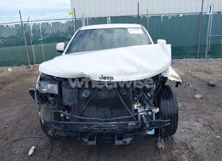 Photo 13 of 2018 Jeep Grand CHEROKEE ALTITUDE 4X4 (VIN 1C4RJFAG5JC435499)