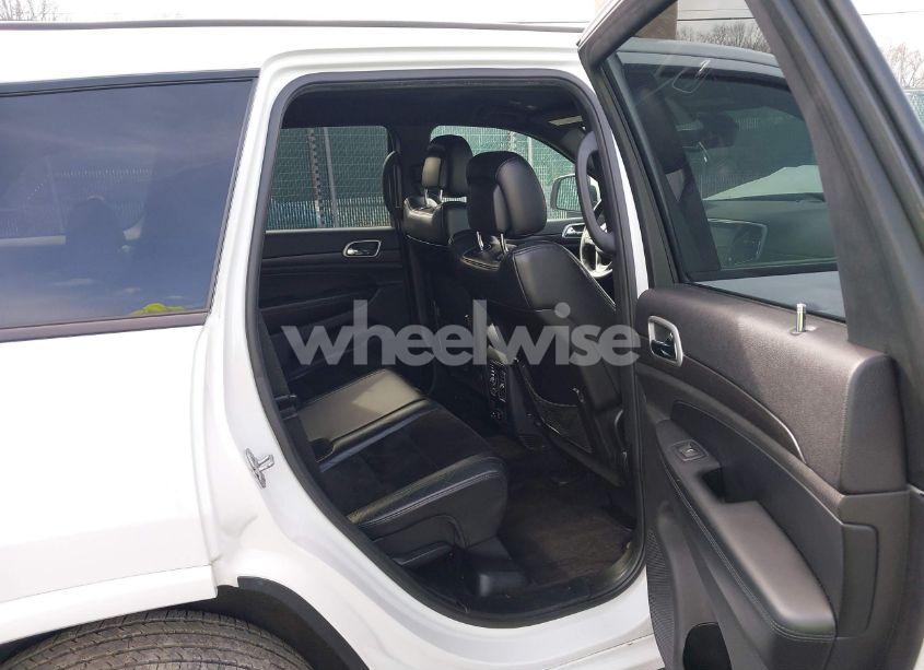 Photo 8 of 2018 Jeep Grand CHEROKEE ALTITUDE 4X4 (VIN 1C4RJFAG5JC435499)