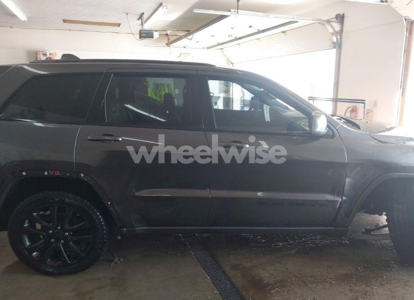 Photo 13 of 2019 Jeep Grand CHEROKEE ALTITUDE 4X4 (VIN 1C4RJFAG5KC786429)