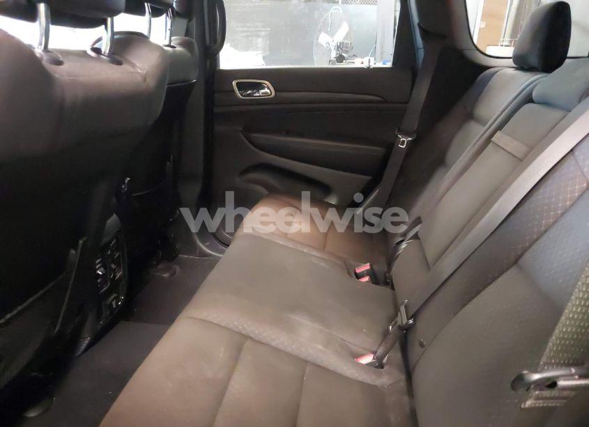 Photo 8 of 2020 Jeep Grand CHEROKEE LAREDO E 4X4 (VIN 1C4RJFAG5LC375419)