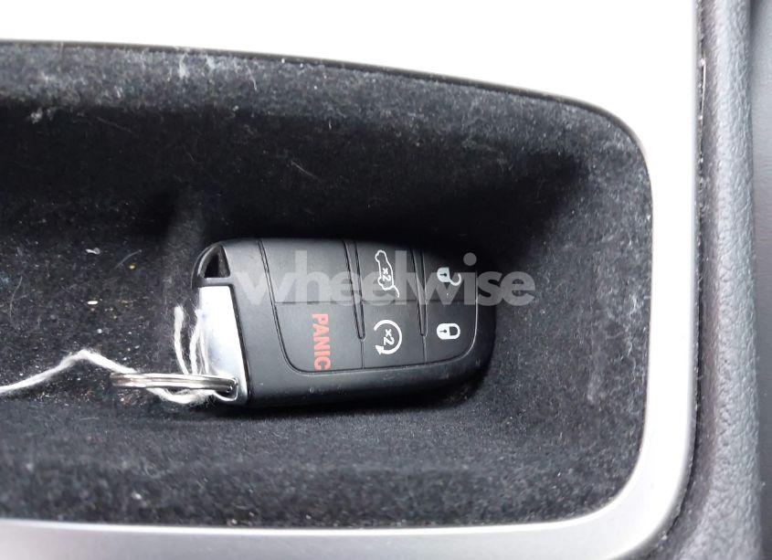 Photo 11 of 2021 Jeep Grand CHEROKEE LAREDO X 4X4 (VIN 1C4RJFAG5MC566243)