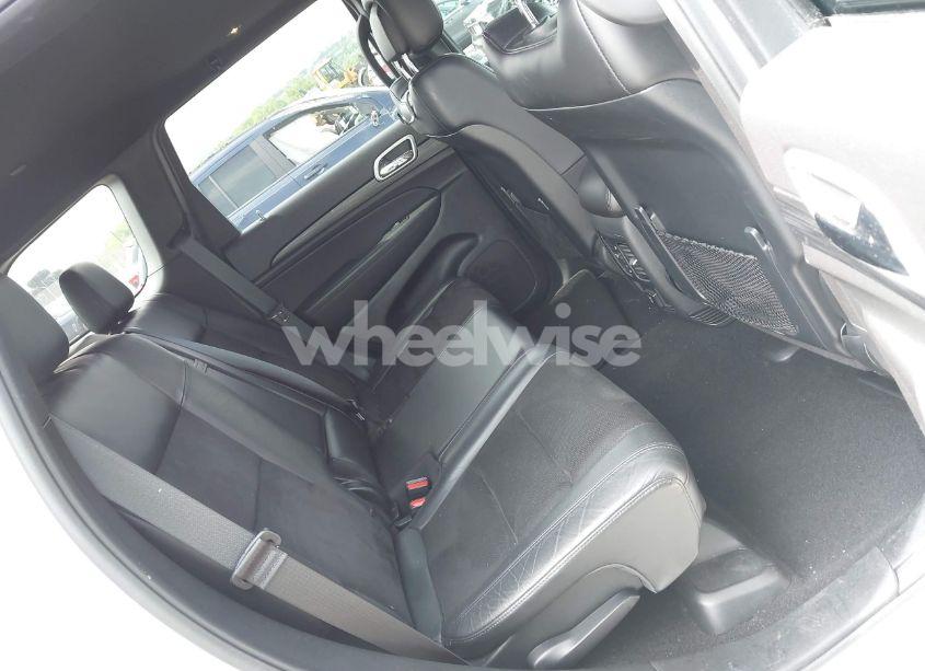 Photo 8 of 2021 Jeep Grand CHEROKEE LAREDO X 4X4 (VIN 1C4RJFAG5MC566243)