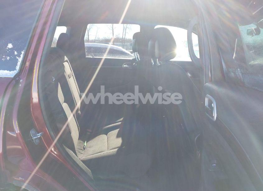 Photo 8 of 2021 Jeep Grand CHEROKEE LAREDO E 4X4 (VIN 1C4RJFAG5MC621127)