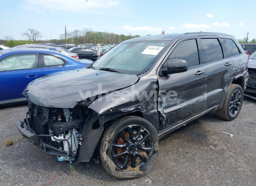 Photo 2 of 2021 Jeep Grand CHEROKEE LAREDO X 4X4 (VIN 1C4RJFAG5MC730171)