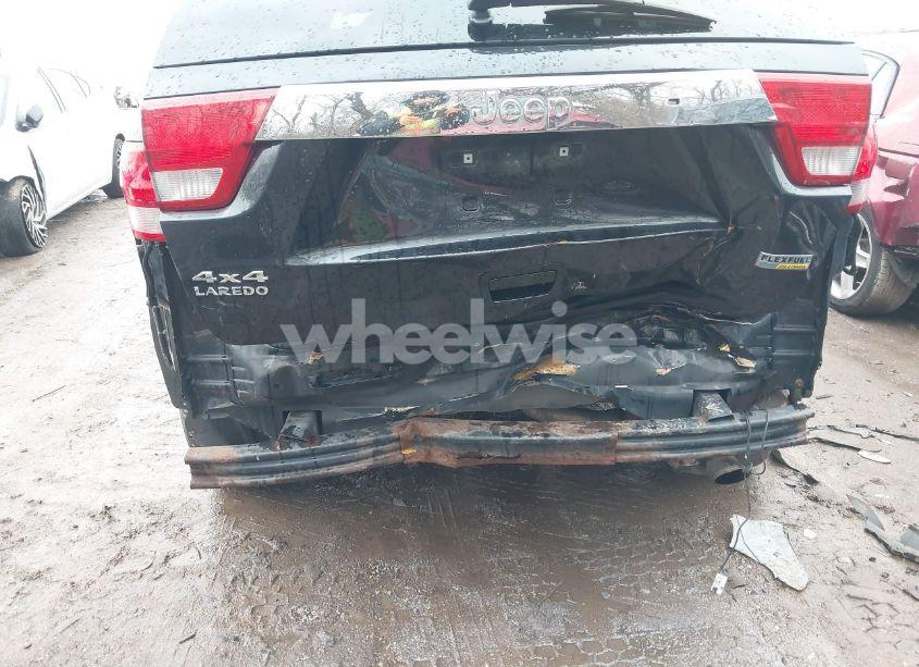 Photo 6 of 2012 Jeep Grand CHEROKEE LAREDO (VIN 1C4RJFAG6CC118916)