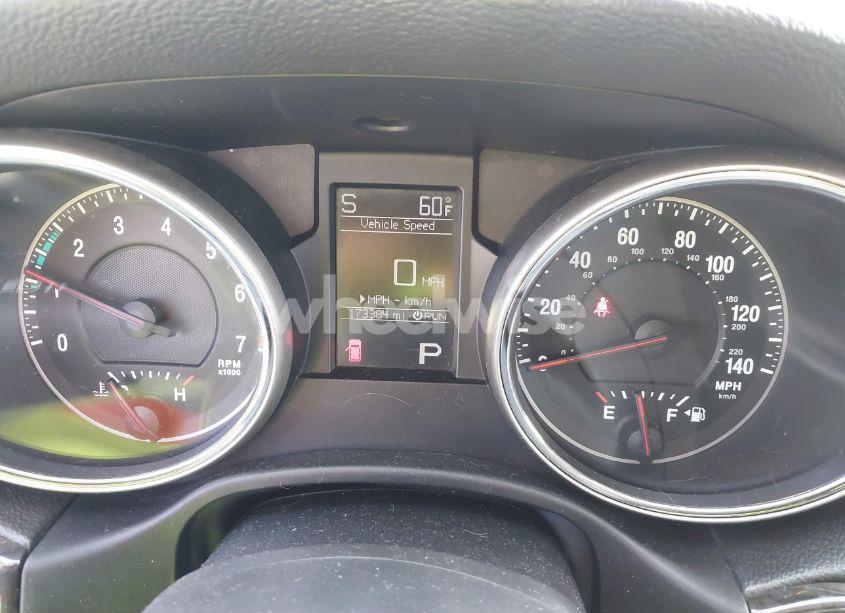 Photo 7 of 2012 Jeep Grand CHEROKEE LAREDO (VIN 1C4RJFAG6CC132525)